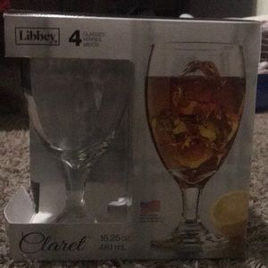 4 claret wine glasses